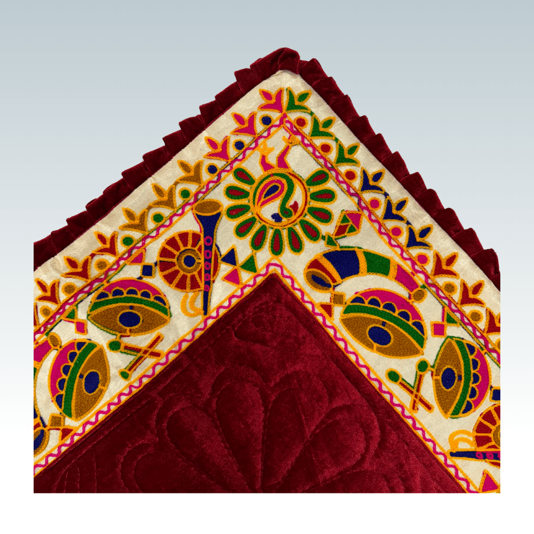 Designer Velvet Razai Aasan (Dhol Sarnai Border Maroon) Only Razai Pato Maroon